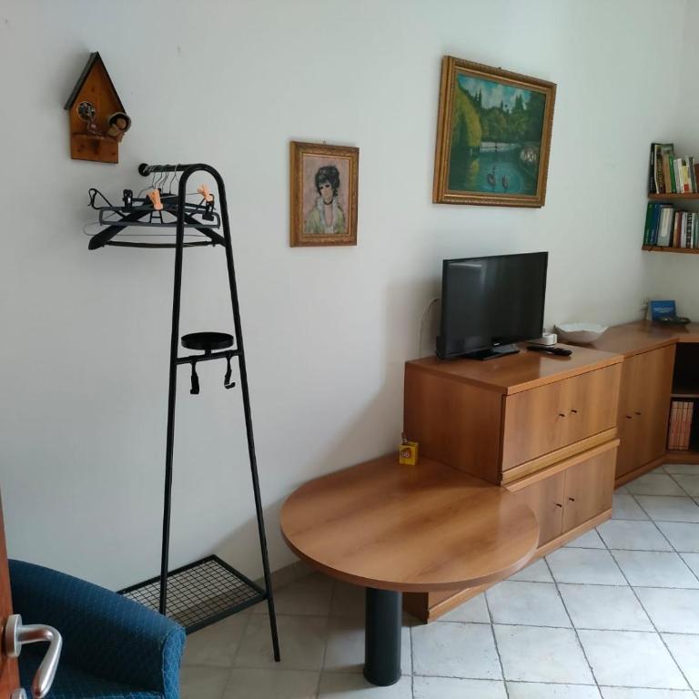 Trastevere Luxury Loft - Two-Bedroom Apartment - 34