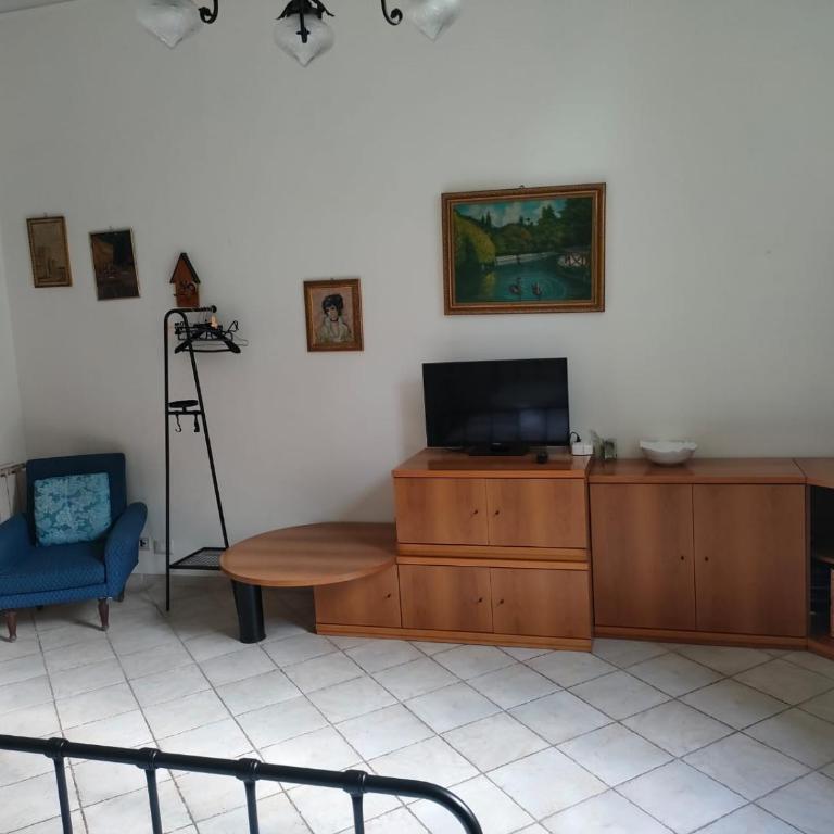 Trastevere Luxury Loft - Two-Bedroom Apartment - 46