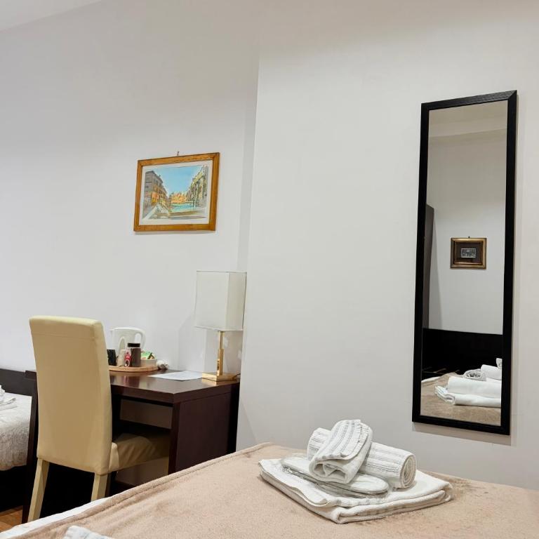 MBS Marconi Bridge Suites Guest House - Vierbettzimmer mit eigenem Bad - 6