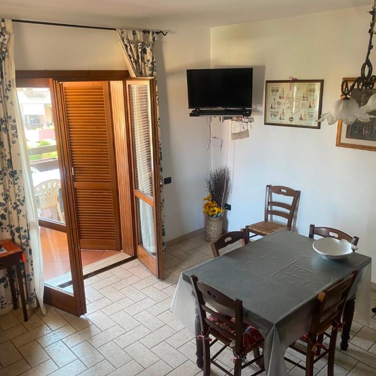 Apartment Follonica di C.& F. - Appartamento con 3 Camere da Letto - 5