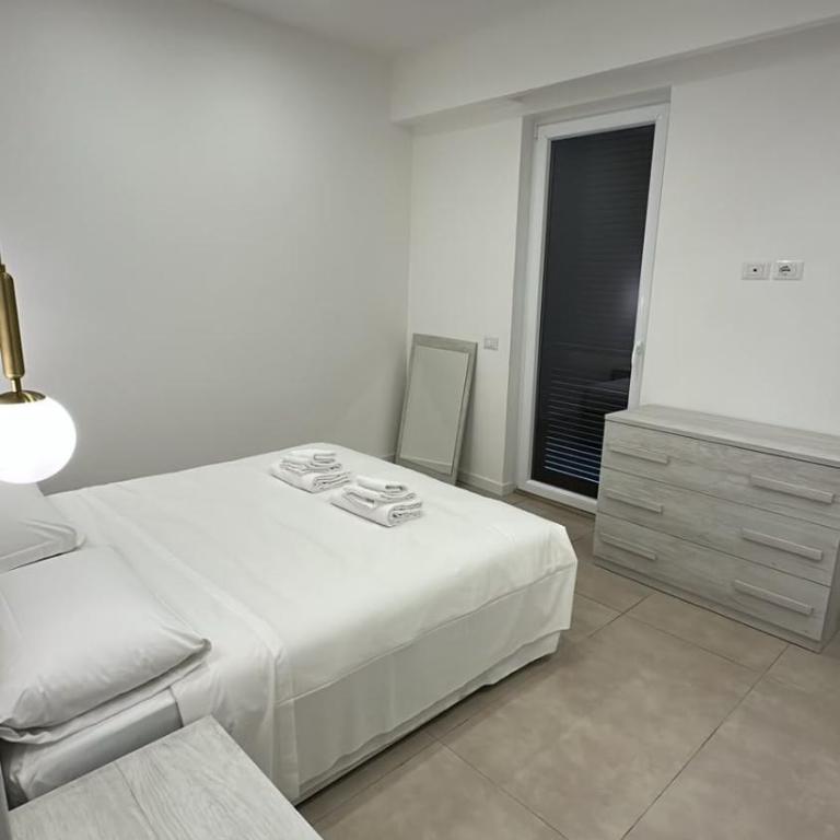 Ground Macerata 5 SX metroC toColosseo - Appartamento con 1 Camera da Letto - 5