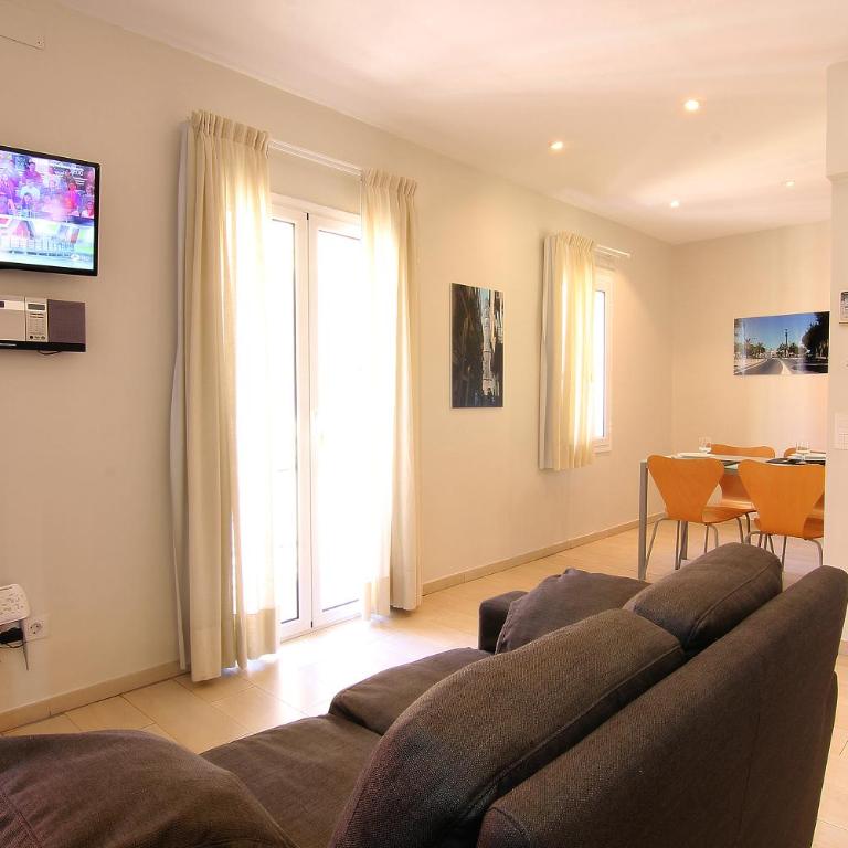 ClassBedroom Barcelona Beach Apartments - Studio Apartment (2 Adults) - First Floor - Calle Meer 34 - 7