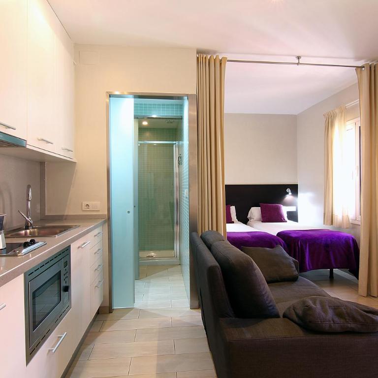 ClassBedroom Barcelona Beach Apartments - Studio Apartment (2 Adults) - First Floor - Calle Meer 34 - 9