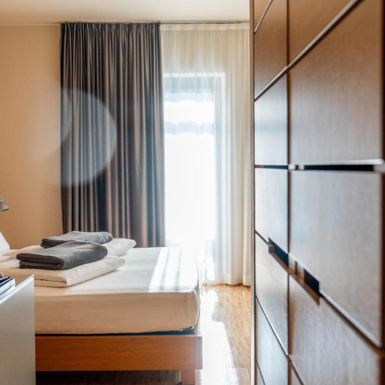Lake Front Hotel Mirage - Comfort Double Room High - 7