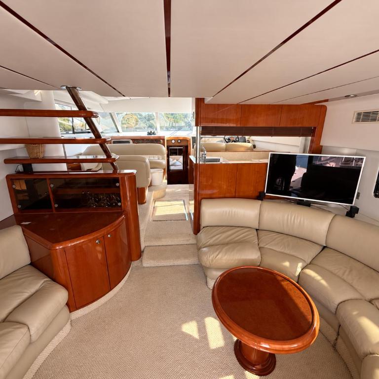 Fairline Squadron 59 Luxury Yacht Stay in Tivat - Mobilna Kućica - 1