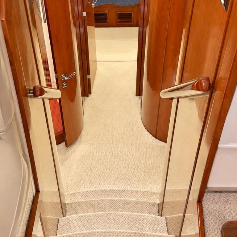 Fairline Squadron 59 Luxury Yacht Stay in Tivat - Mobilna Kućica - 7