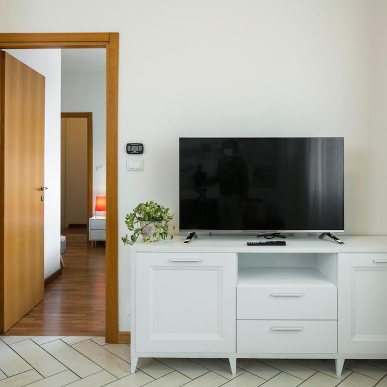 TONY'S PLACE BOLOGNA SUITE CON GARAGE è PARCHEGGIO - Appartamento con 1 Camera da Letto - 63