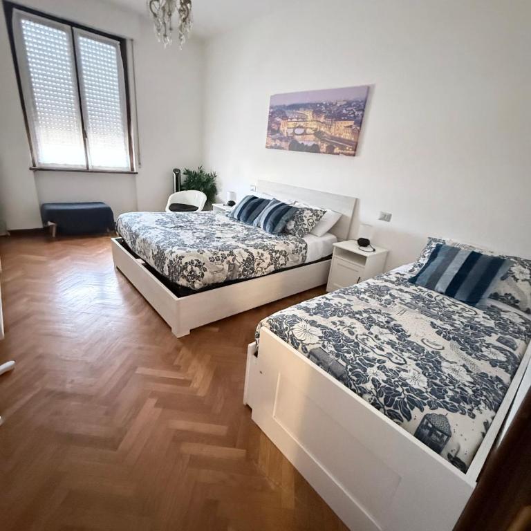 Libertà Florence Apartament-Central Apartment near Duomo - Appartamento con 2 Camere da Letto e Balcone - 1