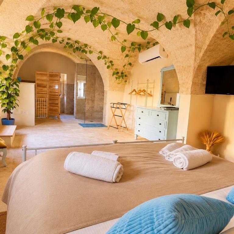 Al Palazzotto - Appartamento con 2 Camere da Letto - 1
