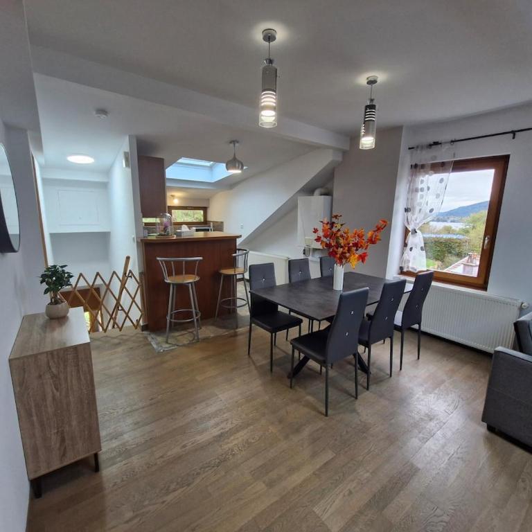 Chez 36 - Two-Bedroom Apartment - 1