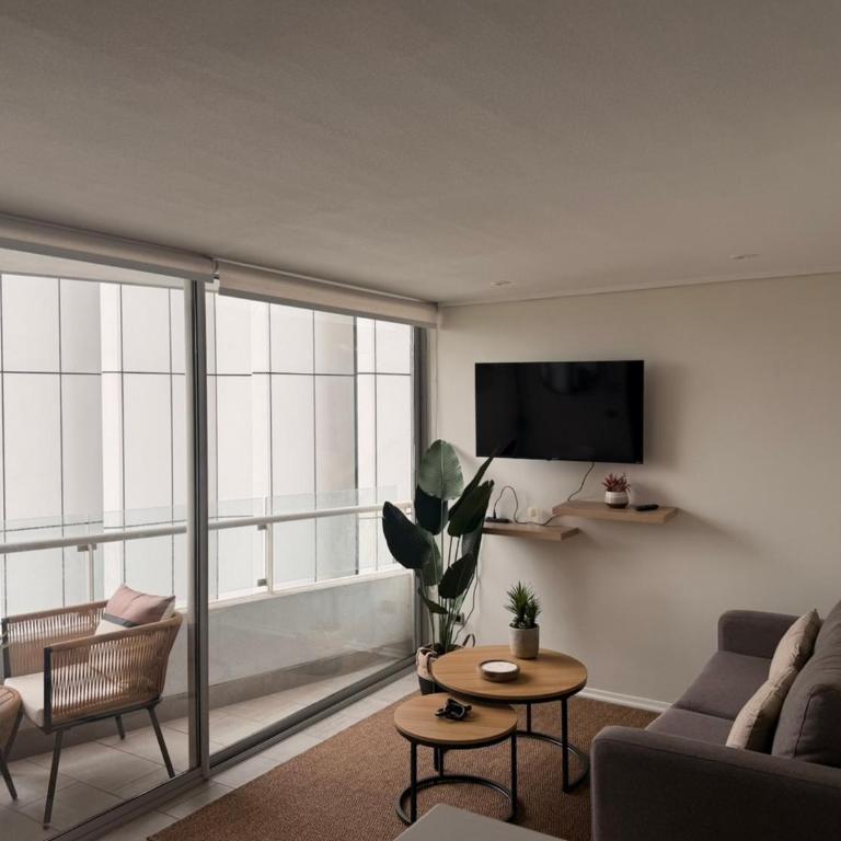 Departamento frente a Sheraton y Clinica INDISA - Apartamento de 1 dormitorio - 1