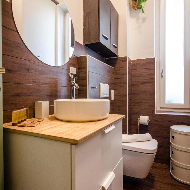Inner Bo, Terrazzino vista tetti in Centro Storico - Apartment mit 1 Schlafzimmer - 24