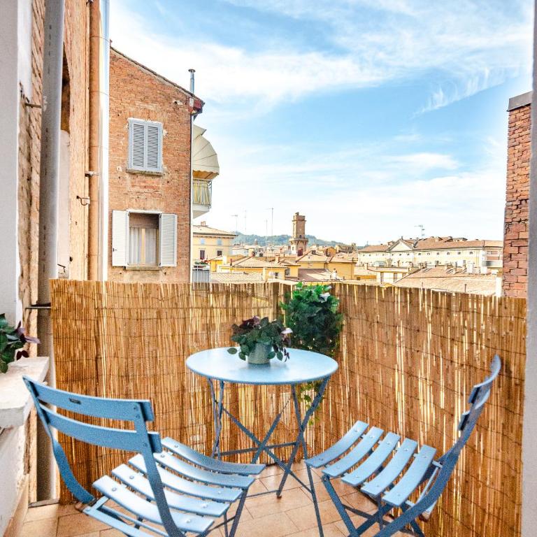 Inner Bo, Terrazzino vista tetti in Centro Storico - Apartment mit 1 Schlafzimmer - 10
