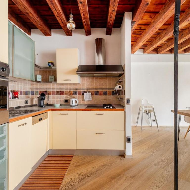 Casa Sgarzarie apartment in old town - Appartamento con 2 Camere da Letto - 8