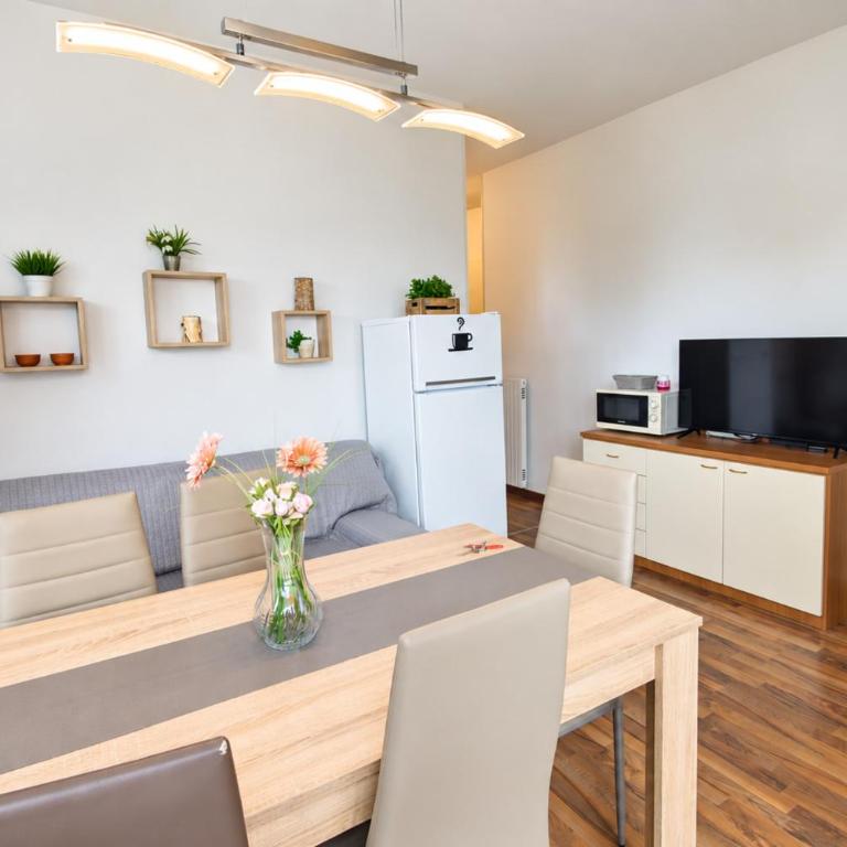 Appartamenti Mary - Apartment with Balcony - 7