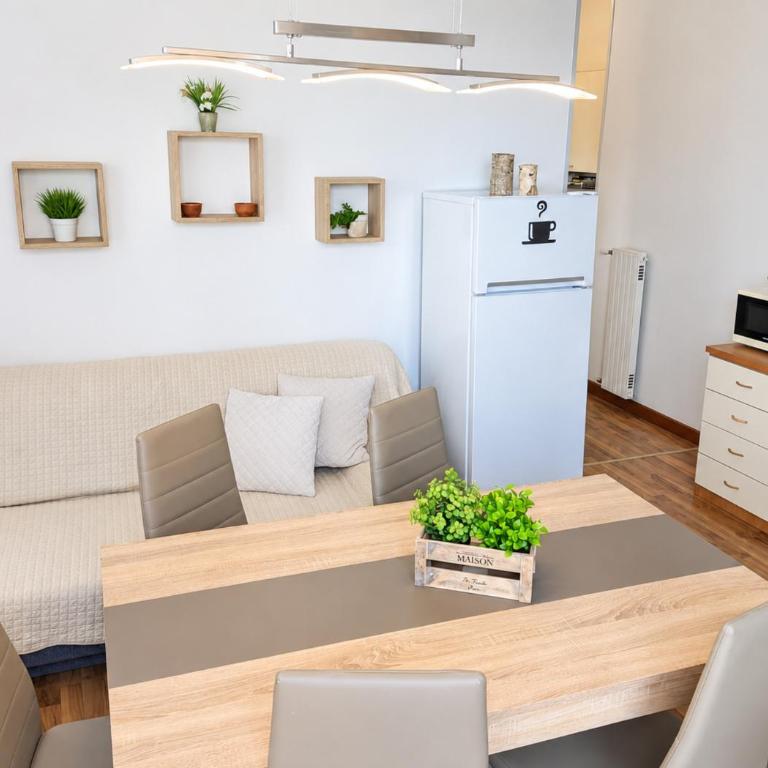 Appartamenti Mary - Apartment with Balcony - 8