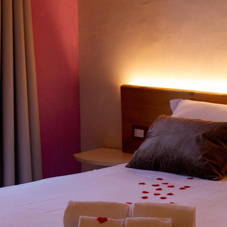Domus Gianfranco Prestige Suites Napoli - Suite Queen Deluxe - 4