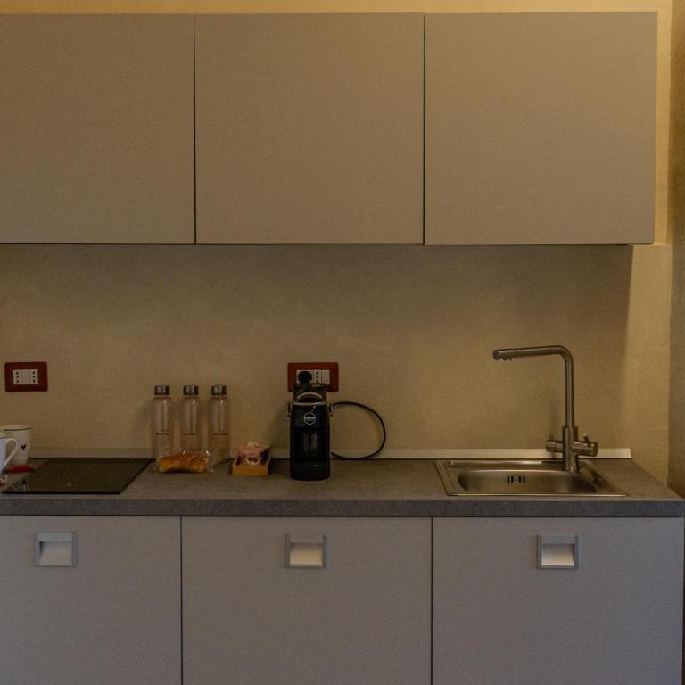 Domus Gianfranco Prestige Suites Napoli - Suite Queen Deluxe - 7