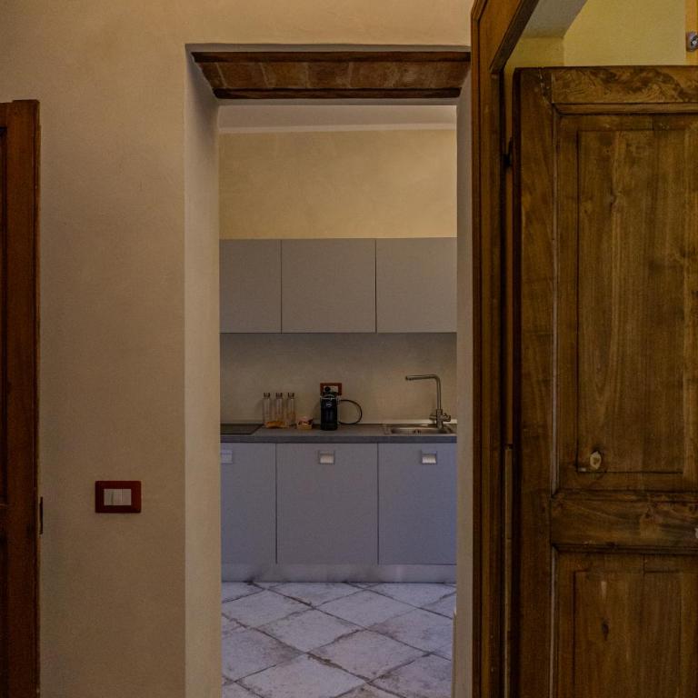 Domus Gianfranco Prestige Suites Napoli - Suite Queen Deluxe - 5