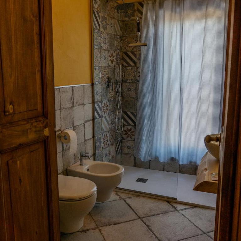 Domus Gianfranco Prestige Suites Napoli - Suite Queen Deluxe - 15