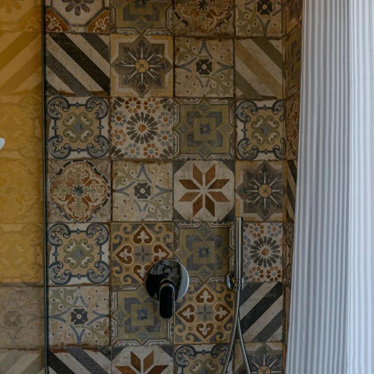 Domus Gianfranco Prestige Suites Napoli - Suite Queen Deluxe - 14