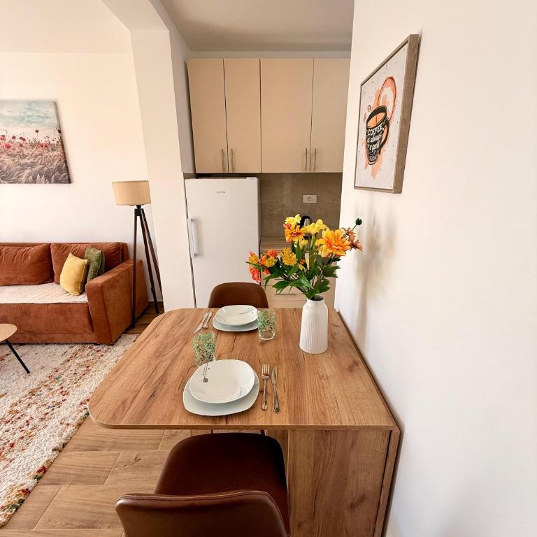 Tesla Airport Cozy Home - Apartment mit 1 Schlafzimmer - 2