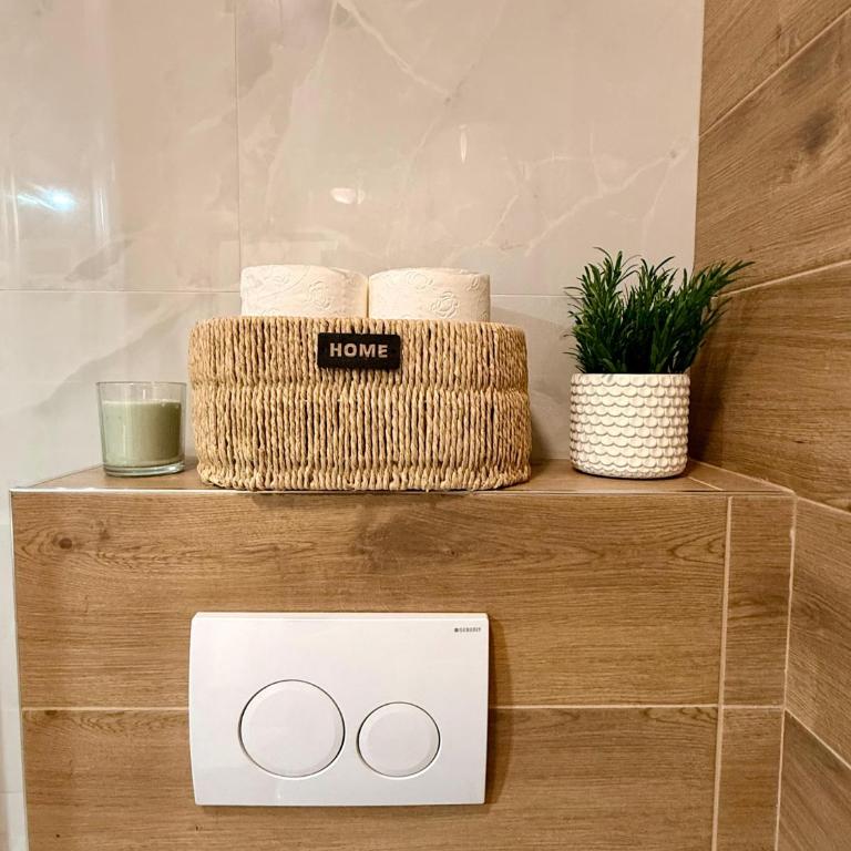 Tesla Airport Cozy Home - Apartment mit 1 Schlafzimmer - 6
