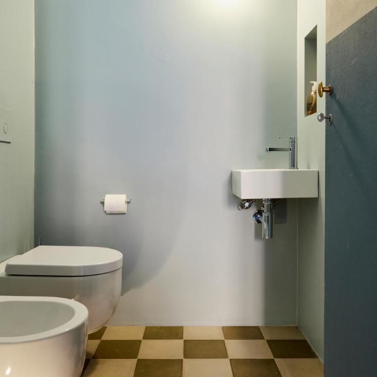 Lucca Comics front row - unbeatable Centro Storico location Exceptional property opposite Duomo inside walls - Camera King Deluxe - 9