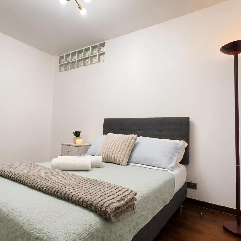 Departamento moderno de 140 m2, Espacioso, Remodelado y Cerca del Centro - Apartment - 35