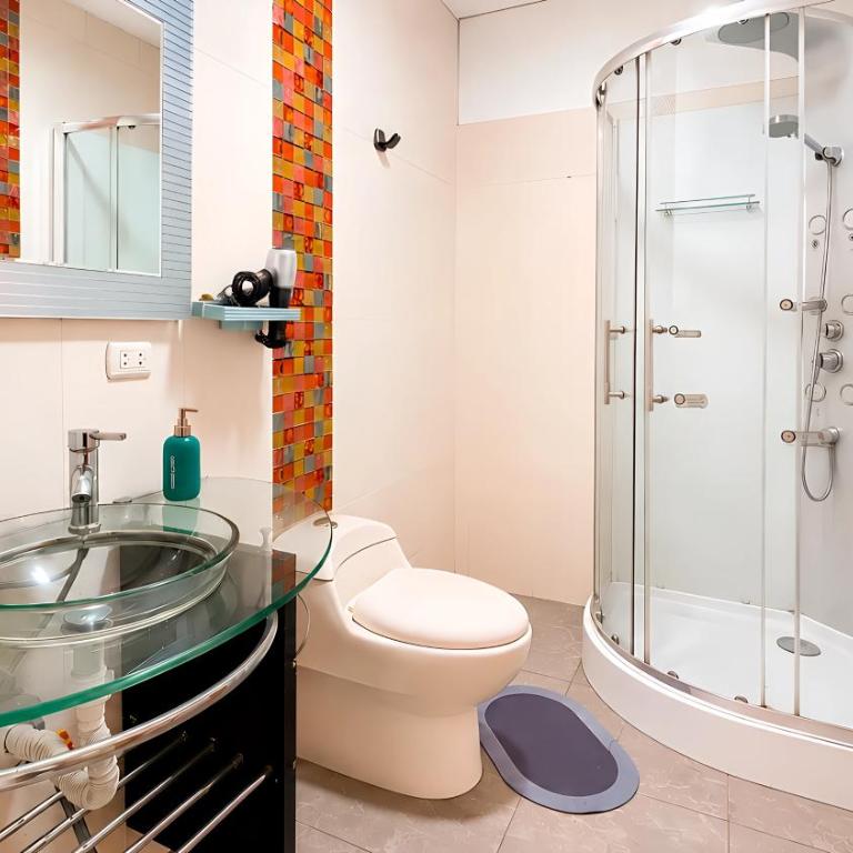 Departamento moderno de 140 m2, Espacioso, Remodelado y Cerca del Centro - Apartment - 4
