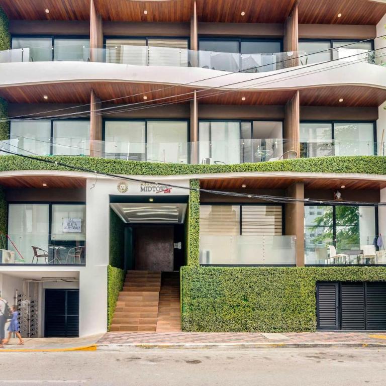 Rooftop Pool Vibes Steps To 5Th Avenue & Beach - Apartment mit 1 Schlafzimmer und Balkon - 16
