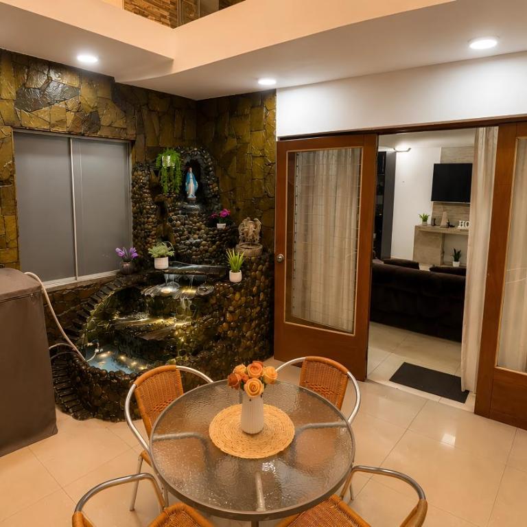 Departamento moderno de 140 m2, Espacioso, Remodelado y Cerca del Centro - Apartment - 61