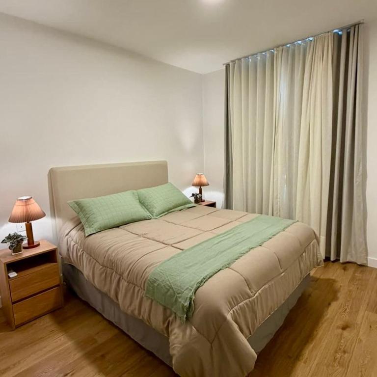 Modern 2BR Apt Steps from Shopping Mariscal - Three-Bedroom Apartment - 22