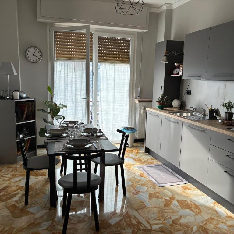 Casa dei comandanti - Appartamento con 3 Camere da Letto - 52