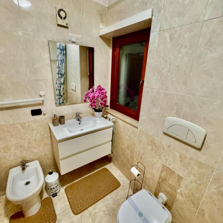 Leonardo House - One-Bedroom Apartment - 8