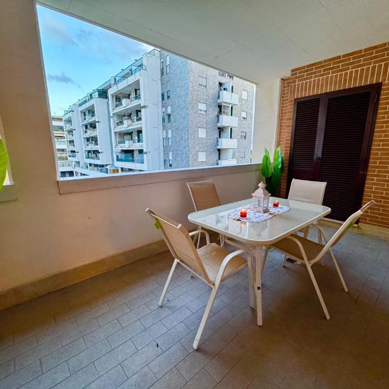 Leonardo House - One-Bedroom Apartment - 12