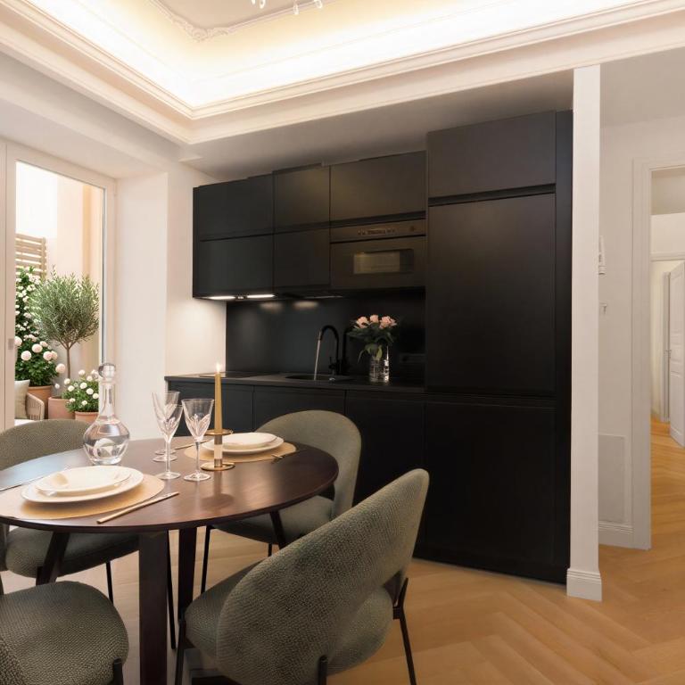 VillaNoa Luxury Stay - Deluxe Suite with Spa Bath - 5