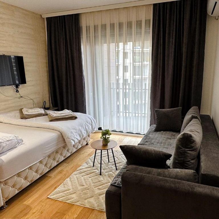 Zlatibor 77 - Classic Vierbettzimmer - 4