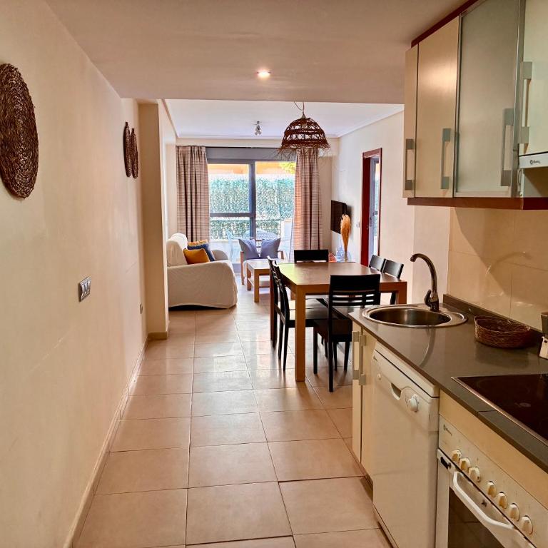 Ilios Marinas - Your ground-floor unit with a private patio! - Apartment mit 3 Schlafzimmern - 2