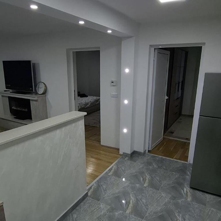 Sarajevo Modern Retreat - Apartman sa 2 Spavaće Sobe - 1