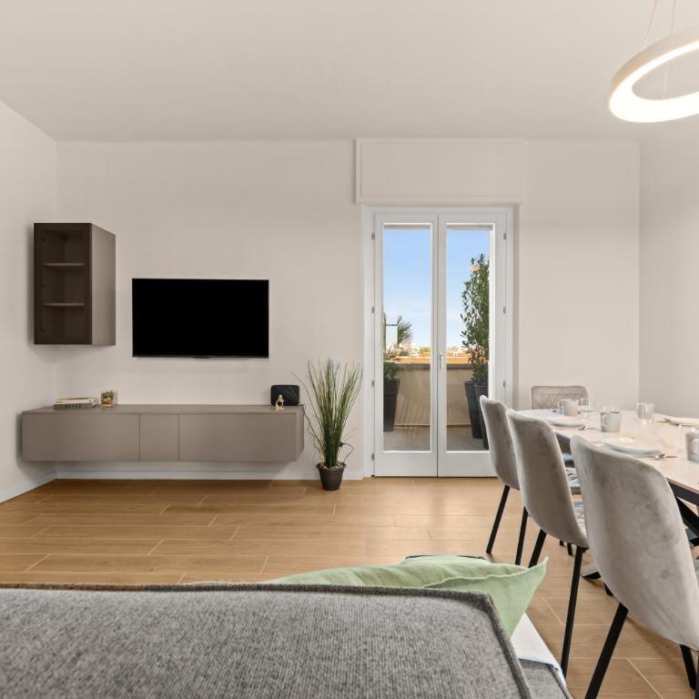 StayEasy Concordia - Skyline Penthouse, Downtown - Appartamento Premium con 3 Camere da Letto e Balcone - 7