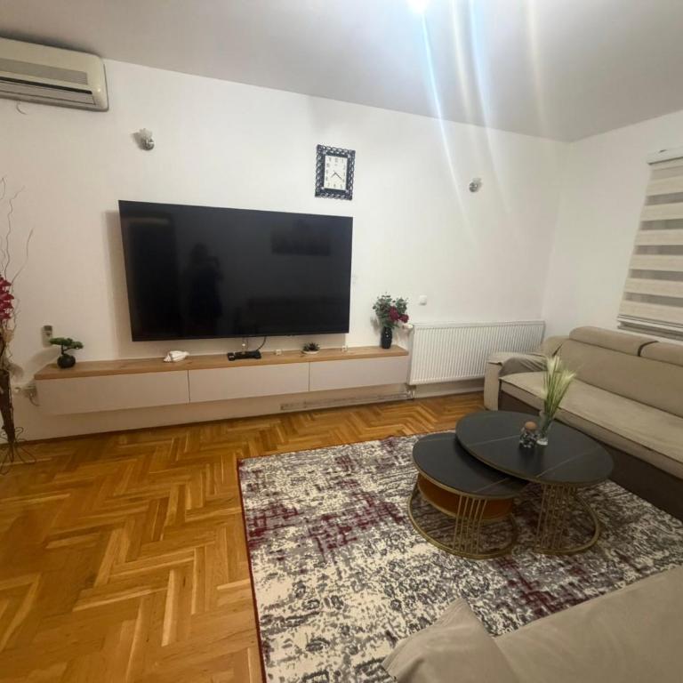 Apartman Emel - Apartment mit 2 Schlafzimmern - 1