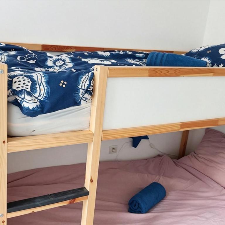 Chez Lili-Disneyland Paris outlet free parking balcon - Three-Bedroom Apartment - 11