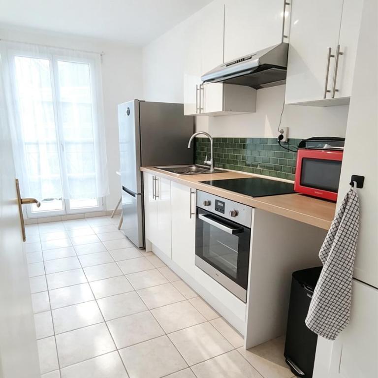 Chez Lili-Disneyland Paris outlet free parking balcon - Three-Bedroom Apartment - 14