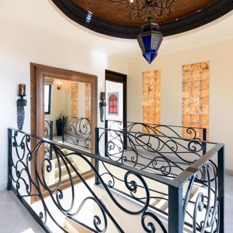 Luxury Cabo San Lucas Villa With Two Pools, Great for Large Groups - Villa - 23