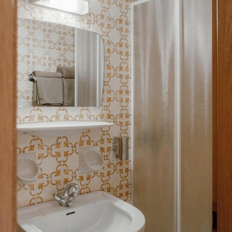 Steinerhof - Camera Doppia con Letti Singoli con Bagno - 6