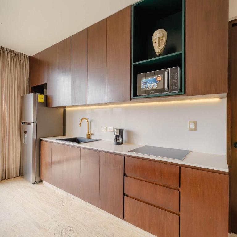 Elegant 3BR Penthouse with Private Rooftop Pool - Apartamento - 6