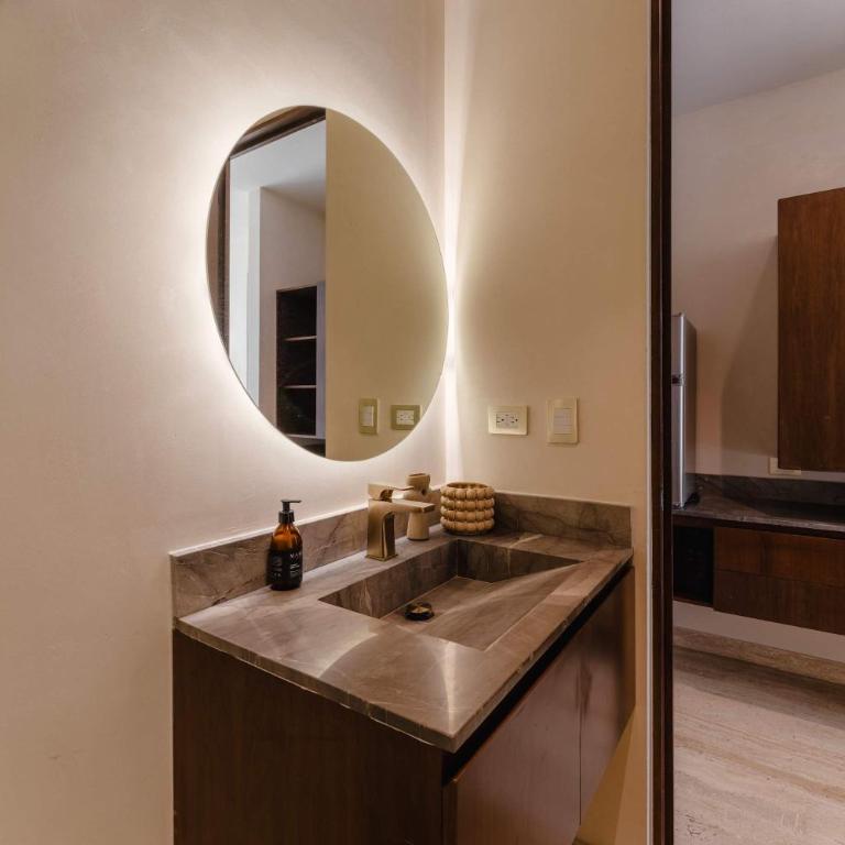 Elegant 3BR Penthouse with Private Rooftop Pool - Apartamento - 21