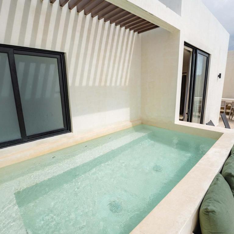 Elegant 3BR Penthouse with Private Rooftop Pool - Apartamento - 36