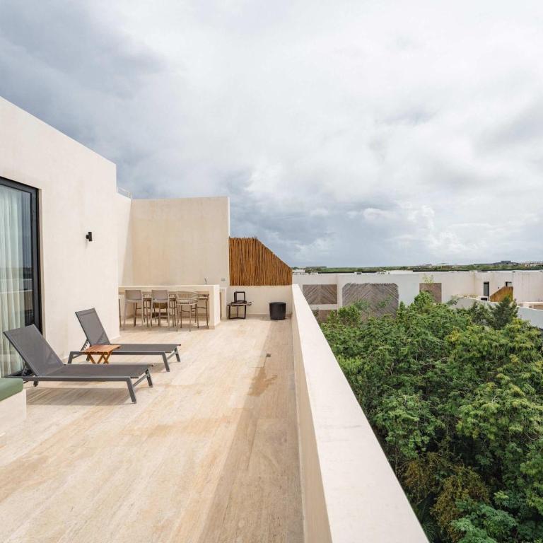 Elegant 3BR Penthouse with Private Rooftop Pool - Apartamento - 37